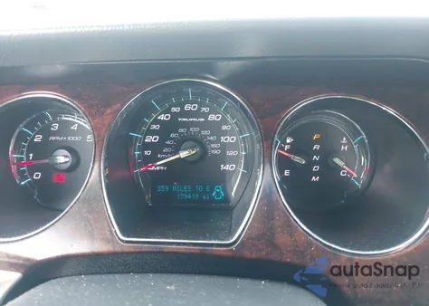 2011 Ford Taurus Sel z USA, uszkodzony, nr VIN 1FAHP2EW6BG175554